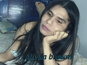 Allyka_browm