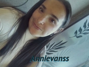 Annievanss