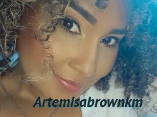 Artemisabrownkm