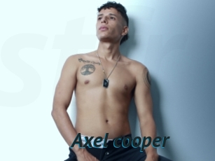 Axel_cooper