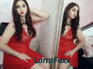 LarraFoxx