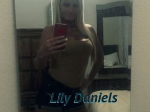 Lily_Daniels