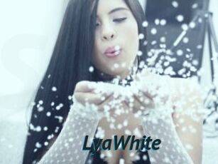 LyaWhite