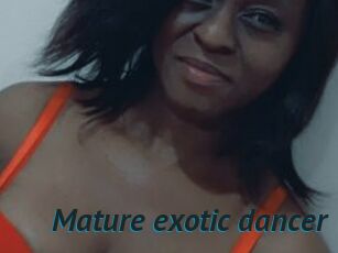 Mature_exotic_dancer