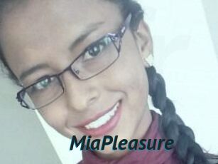 Mia_Pleasure