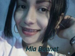 Mia_Bonnet