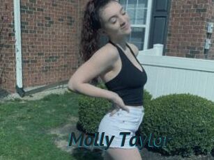 Molly_Taylor