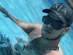 Mikee_scooth