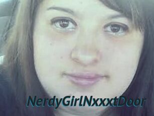 NerdyGirlNxxxtDoor