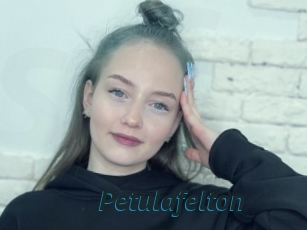 Petulafelton