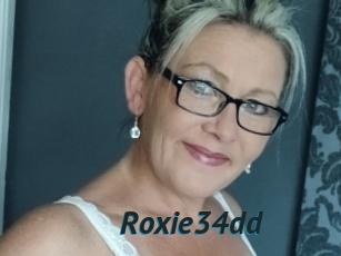 Roxie34dd