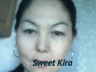 Sweet_Kira_