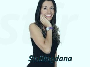 Smilingdana