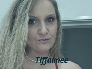 Tiffaknee